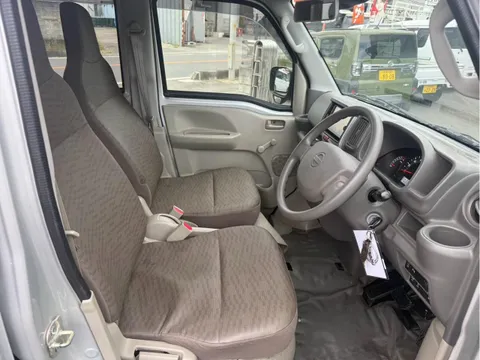 Nissan Clipper