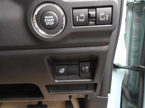 Suzuki Spacia Gear