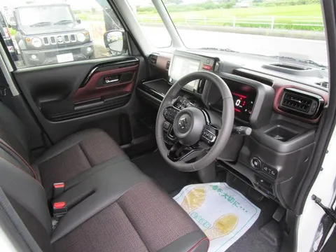 Suzuki Spacia Custom
