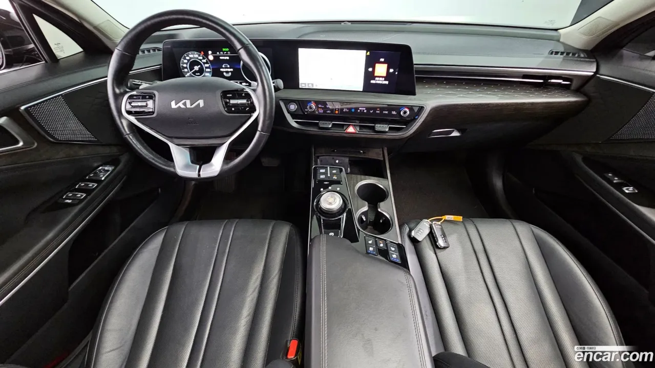 Kia K8
