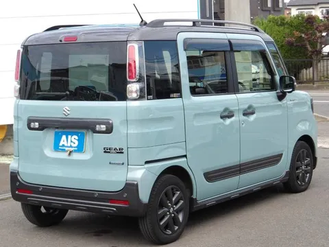 Suzuki Spacia Gear
