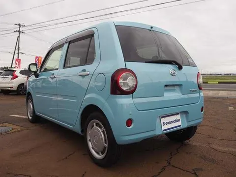 Daihatsu Mira Tocot