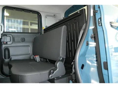 Suzuki Spacia Base