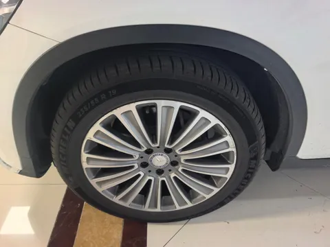 Mercedes-Benz Mercedes-Benz GLC