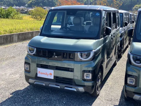 Mitsubishi Delica Mini