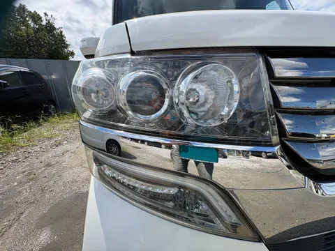 Honda N-BOX Plus Custom
