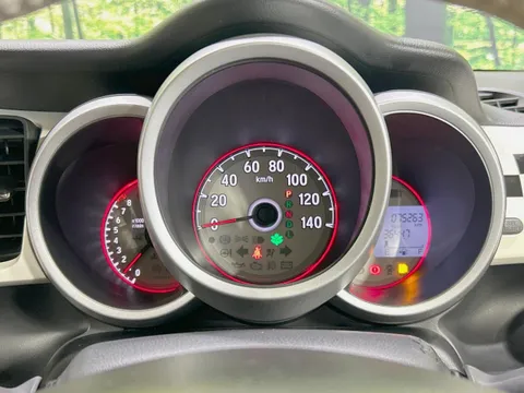 Honda N-BOX Slash