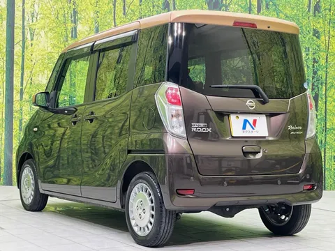 Nissan Dayz Roox