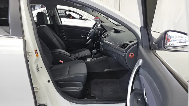 Renault SM3