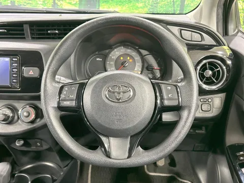 Toyota Yaris (Vitz)