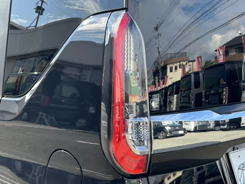 Mitsubishi eK X Space