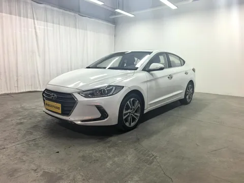 Hyundai Elantra (Avante)