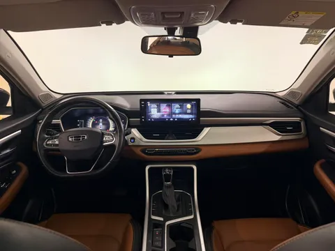Geely Vision X6
