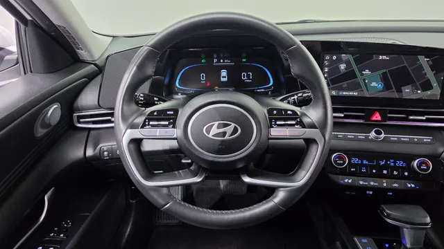 Hyundai Elantra (Avante)