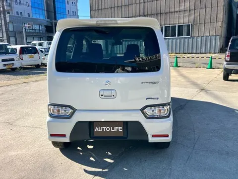 Suzuki Wagon R Stingray