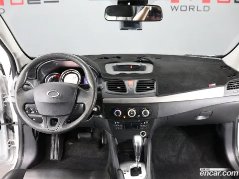 Renault SM3
