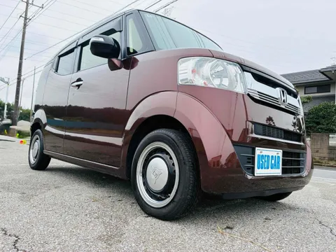 Honda N-BOX Slash