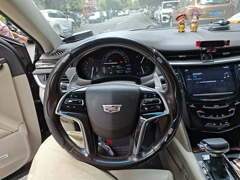 Cadillac XTS