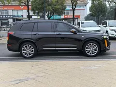 Cadillac XT6