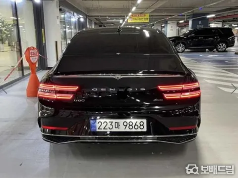 Genesis G80