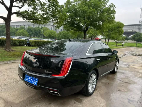 Cadillac XTS