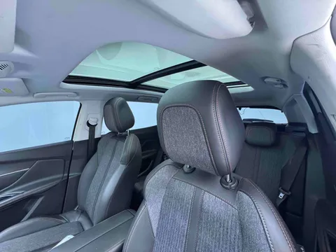 Peugeot 4008