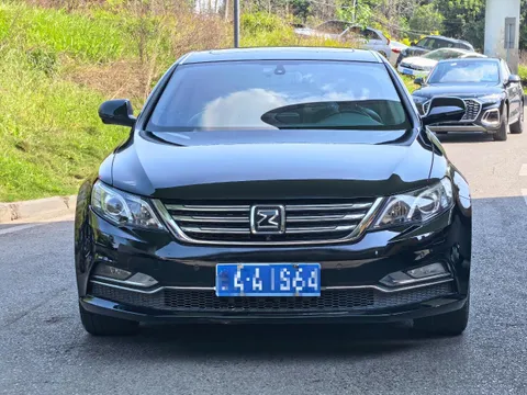 Zotye Z700