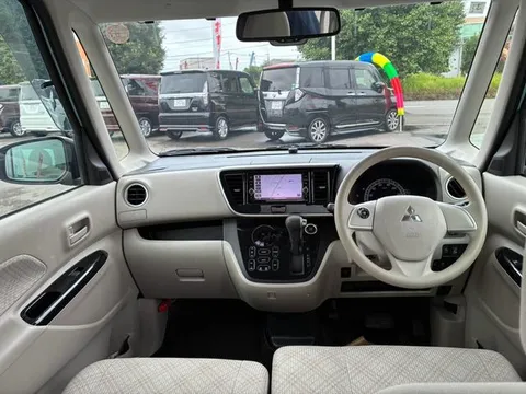 Mitsubishi eK Space