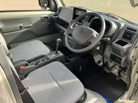 Nissan Clipper Truck