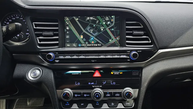 Hyundai Elantra (Avante)
