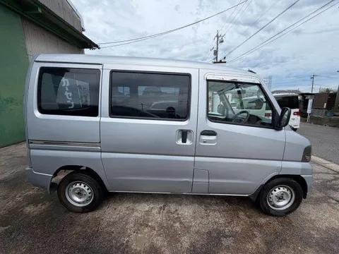 Mitsubishi Minicab Van