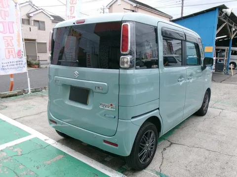Suzuki Spacia