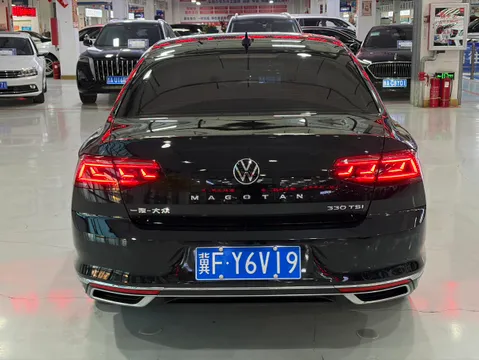 Volkswagen Magotan