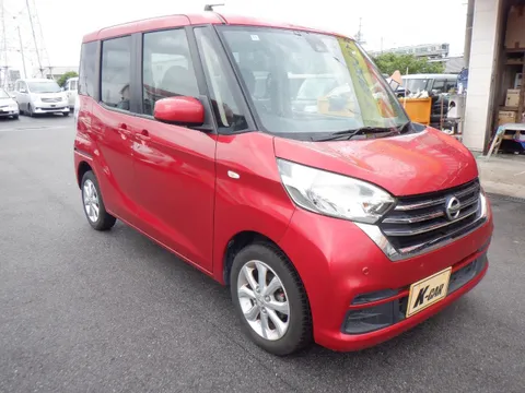 Nissan Dayz Roox
