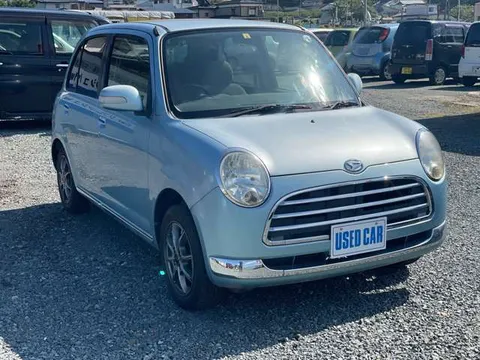 Daihatsu Mira Gino