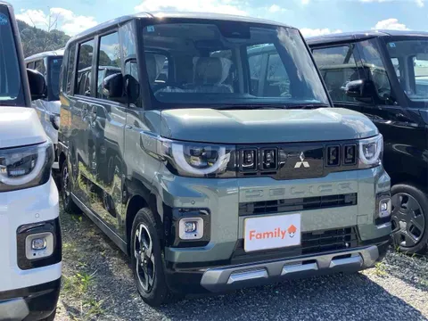Mitsubishi Delica Mini