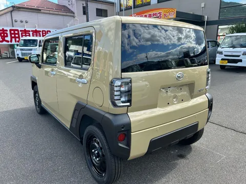 Daihatsu Taft