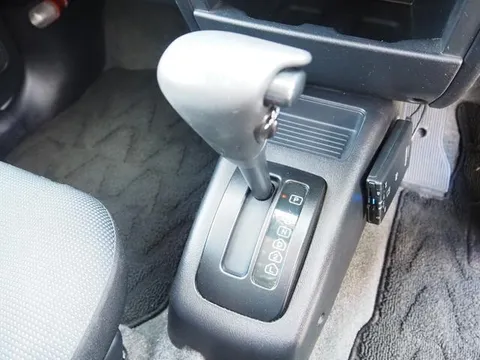 Nissan KIX
