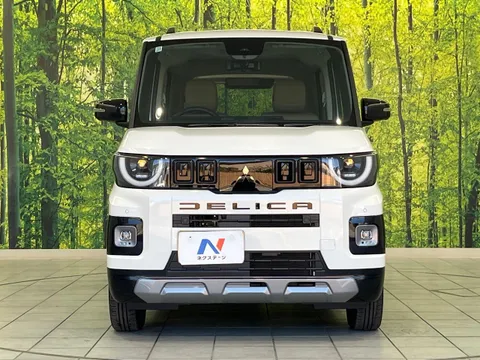 Mitsubishi Delica Mini