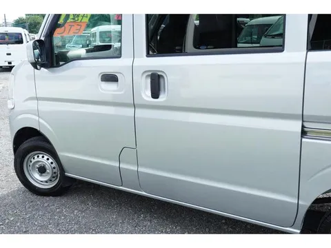 Nissan Clipper