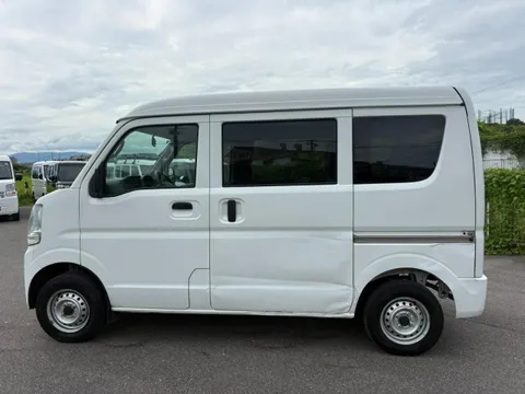 Nissan Clipper
