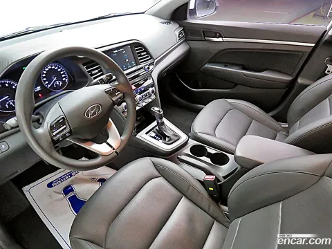Hyundai Elantra (Avante)