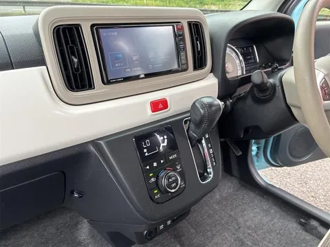 Daihatsu Mira Tocot