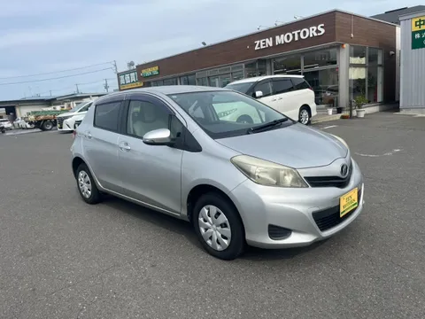 Toyota Yaris (Vitz)