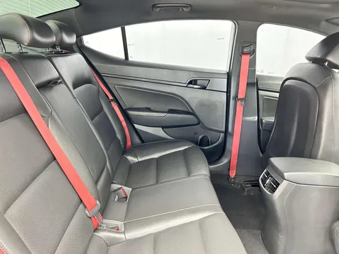 Hyundai Elantra (Avante)