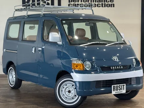 Toyota TownAce Van