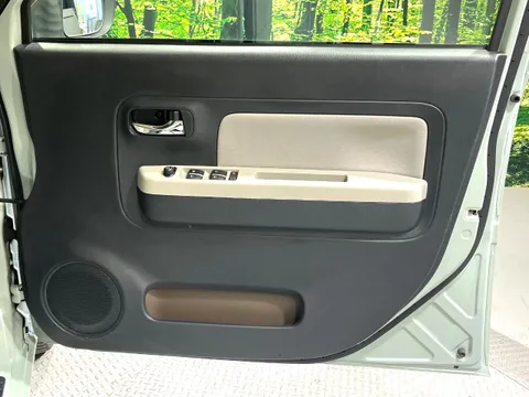 Daihatsu Mira Tocot