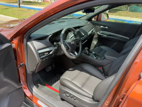 Cadillac XT4