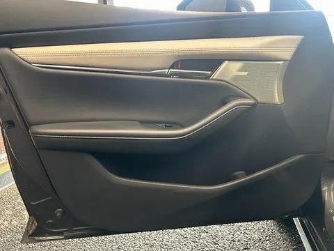 Mazda MAZDA3 Sedan