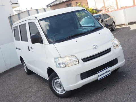 Toyota TownAce Van